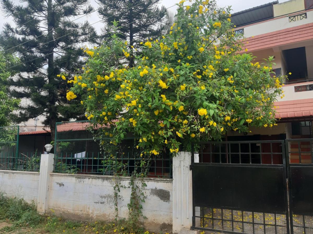 Agsara Home Stay Coimbatore Esterno foto